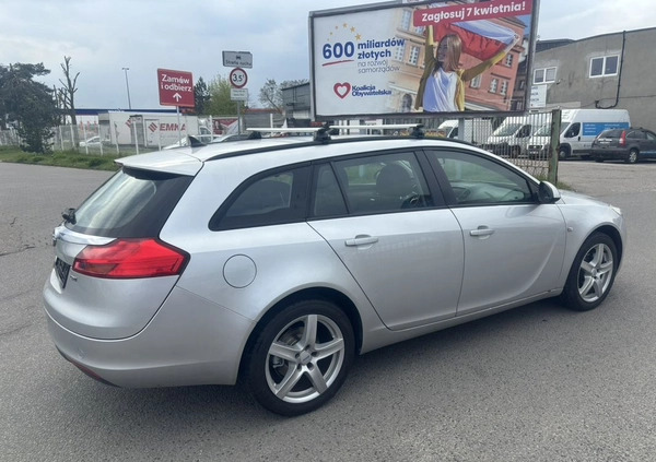 Opel Insignia cena 22999 przebieg: 240000, rok produkcji 2011 z Kowalewo Pomorskie małe 326